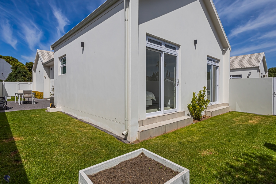 6 Bedroom Property for Sale in Country Club Western Cape